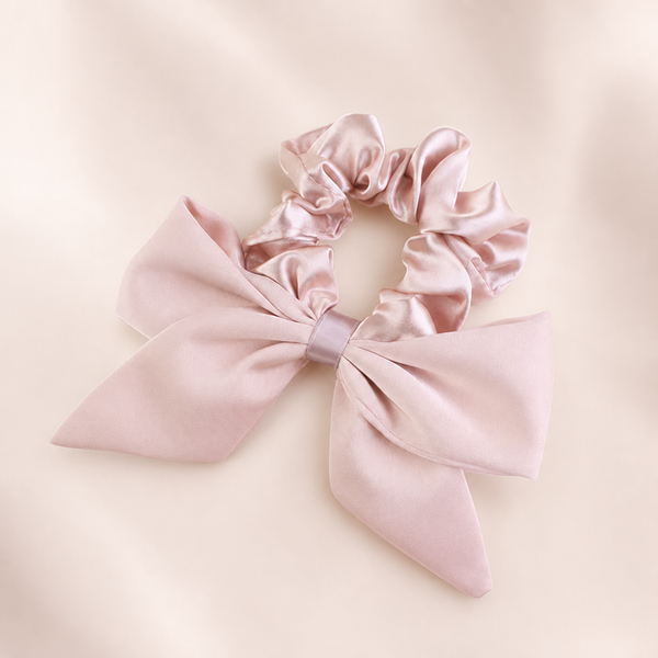 Satin Bow Scrunchie XL von vefash – Haarschleifen, Detailaufnahme 2