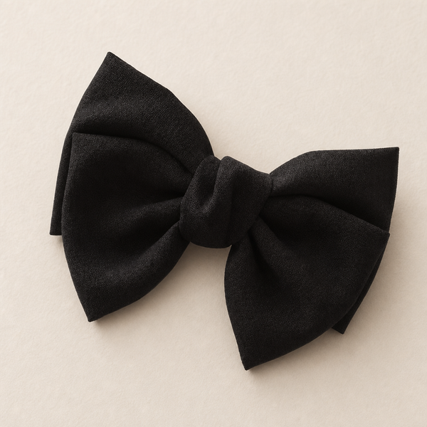 Maison Bow Hairpin in Schwarz – Detailansicht Nahaufnahme | Vefash
