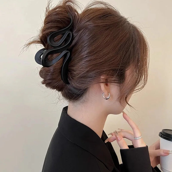 Matte Claw Clip