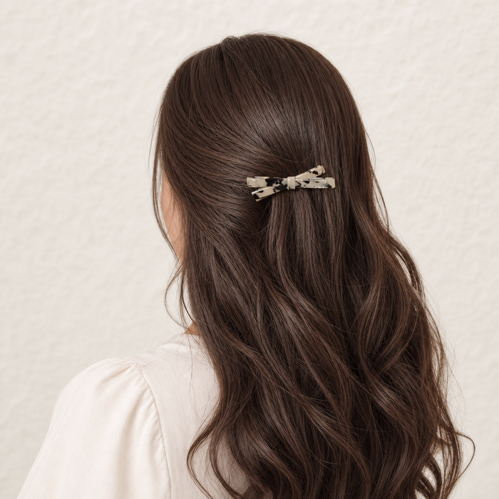 Minuit Acetate Duckbill Clip – Detailansicht Nahaufnahme | Vefash