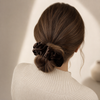 Velvet Scrunchie Set von vefash – Scrunchies, Detailaufnahme 2