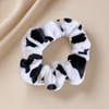 Cow Print Scrunchie von vefash – Scrunchies, Verpackung 9