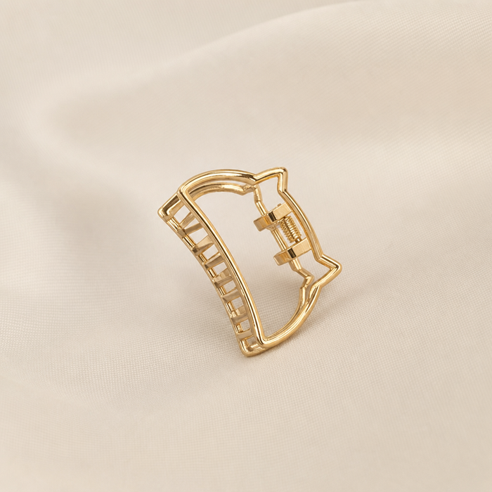 💛 Golden Heart Hair Clip – Minimalist Hair Claw Clip with Strong Hold ✨