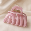 🤍 Large acetate hair clip – Elegant ink-blend design with a strong hold ✨