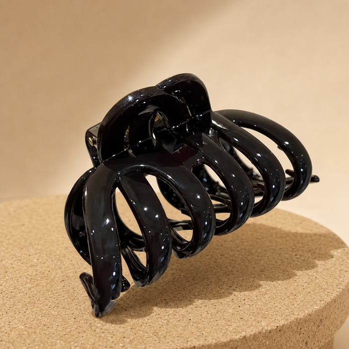 Black Geometric Square Hair Claw Clips for Women Hollow Acrylic Shark Clips Minimalist Versatile Back Head Hairgrips Accessories