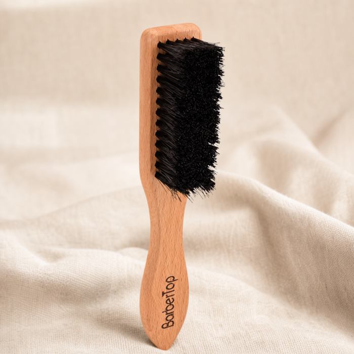 Barbe Grooming Brush in B – Detailansicht Nahaufnahme | Vefash