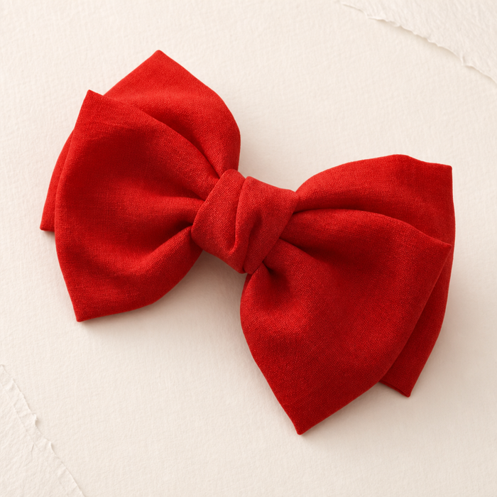 Maison Bow Hairpin in Rot – Close-up Muster und Oberfläche | Vefash