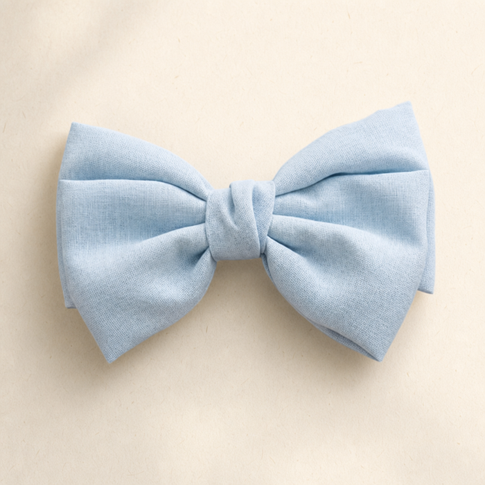 Maison Bow Hairpin in Blau – Produktdetail Qualitätsaufnahme | Vefash