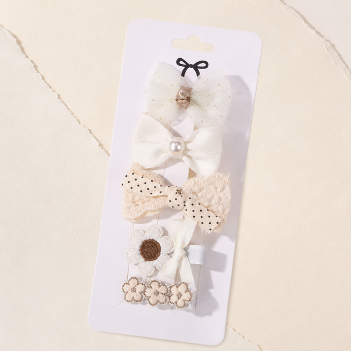 Noeud Lace Bow Clip Set in Creme-Gold – Close-up Muster und Oberfläche | Vefash