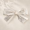 Blanc Lace Bow Clip – Detailansicht Nahaufnahme | Vefash