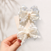 Dentelle Bow Hair Clip Set in Creme – Detailansicht Nahaufnahme | Vefash