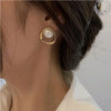 Goldene Perlen Ohrstecker – Vintage Design